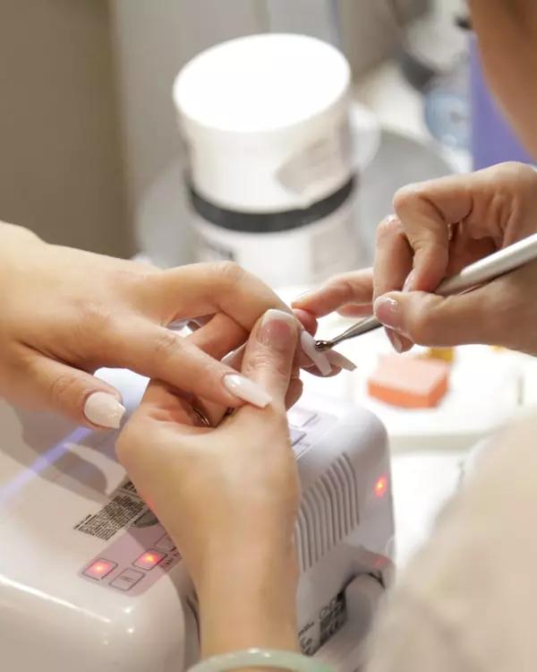 Nail Designer