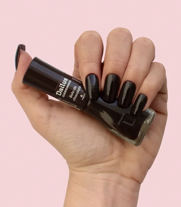 ESMALTE DAILUS BOLO DE CHOCOLATE 8ML